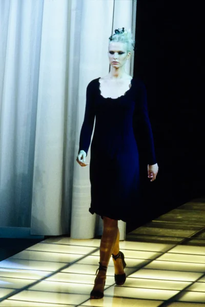Look 18
